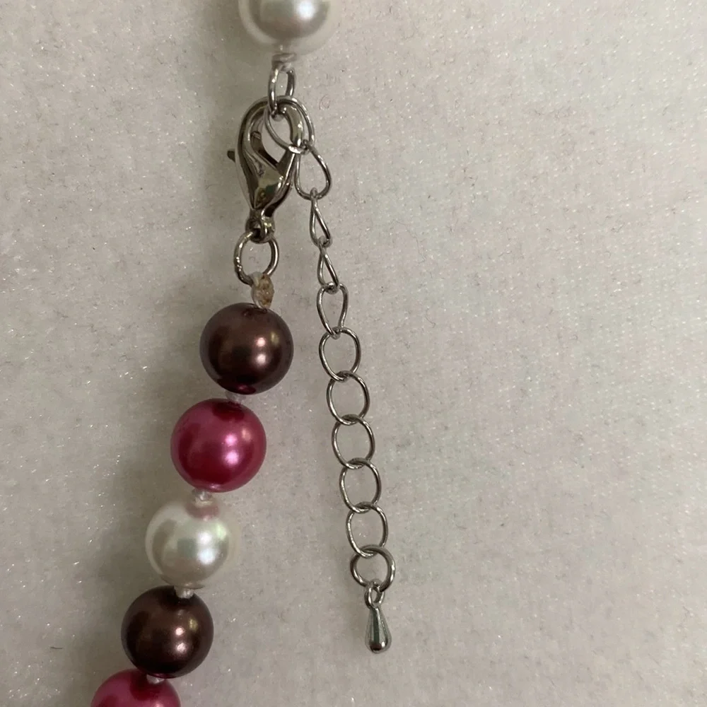 Genuine Freshwater Pearls Strand Necklace /Multicolor Pink Burgundy White